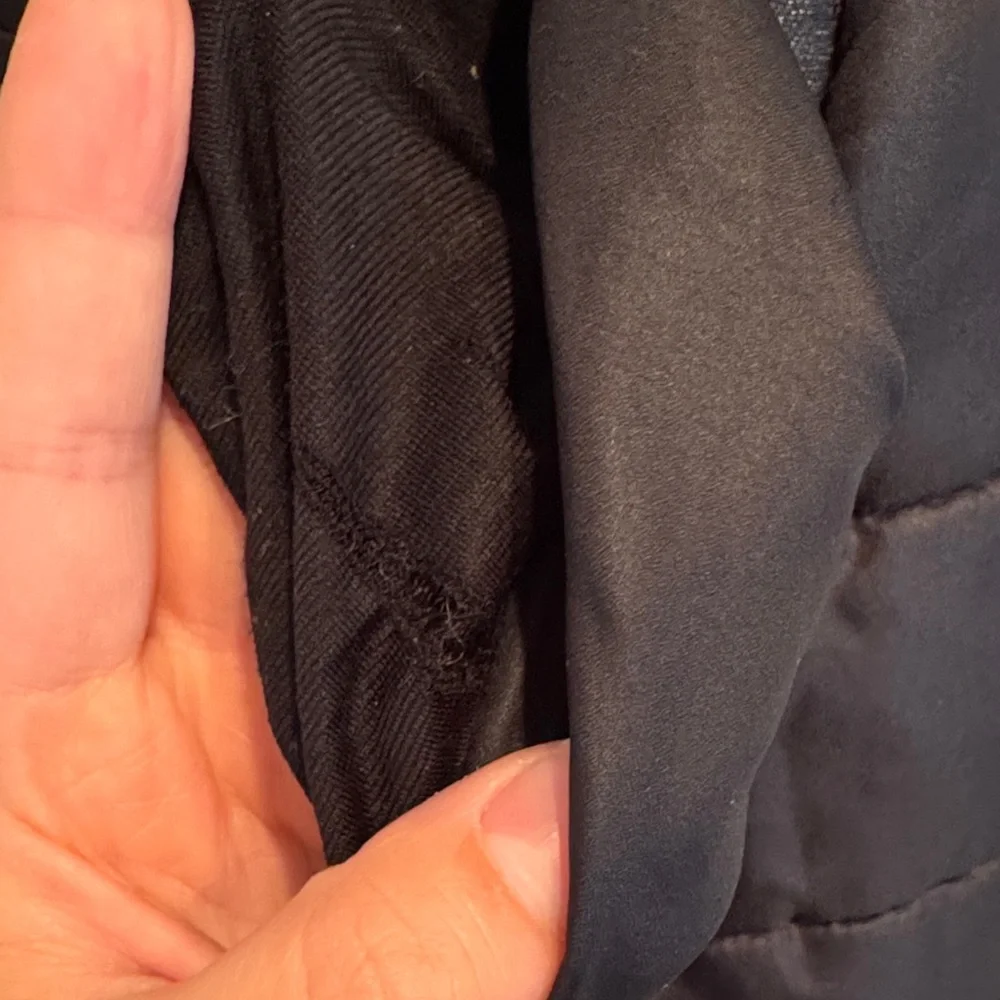 Women's Black Quilted Smartwool Jacket - Picture 3 of 8